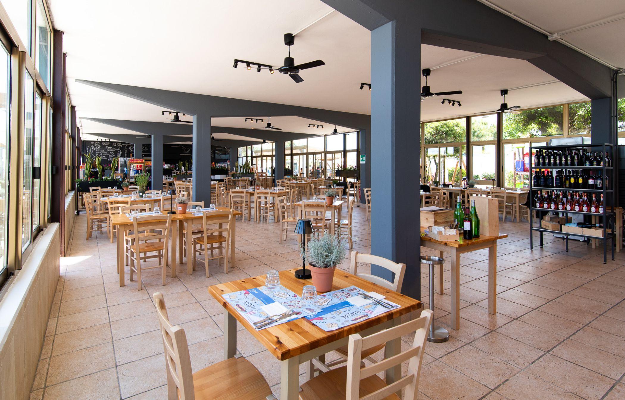 Club Del Sole Pini Boutique Resort Punta Marina Buitenkant foto
